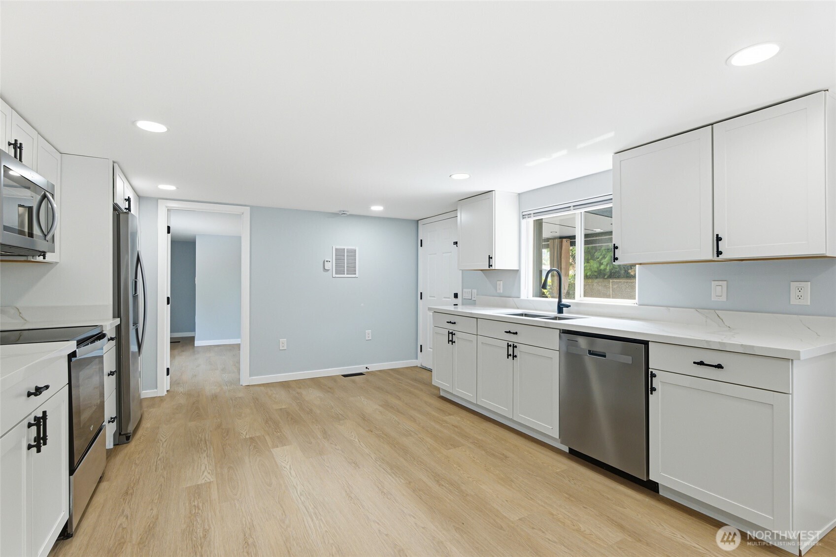 15722 52nd Street E Unit: 11
