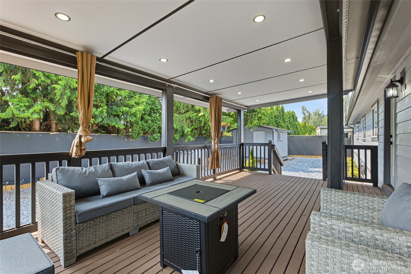 15722 52nd Street E Unit: 11