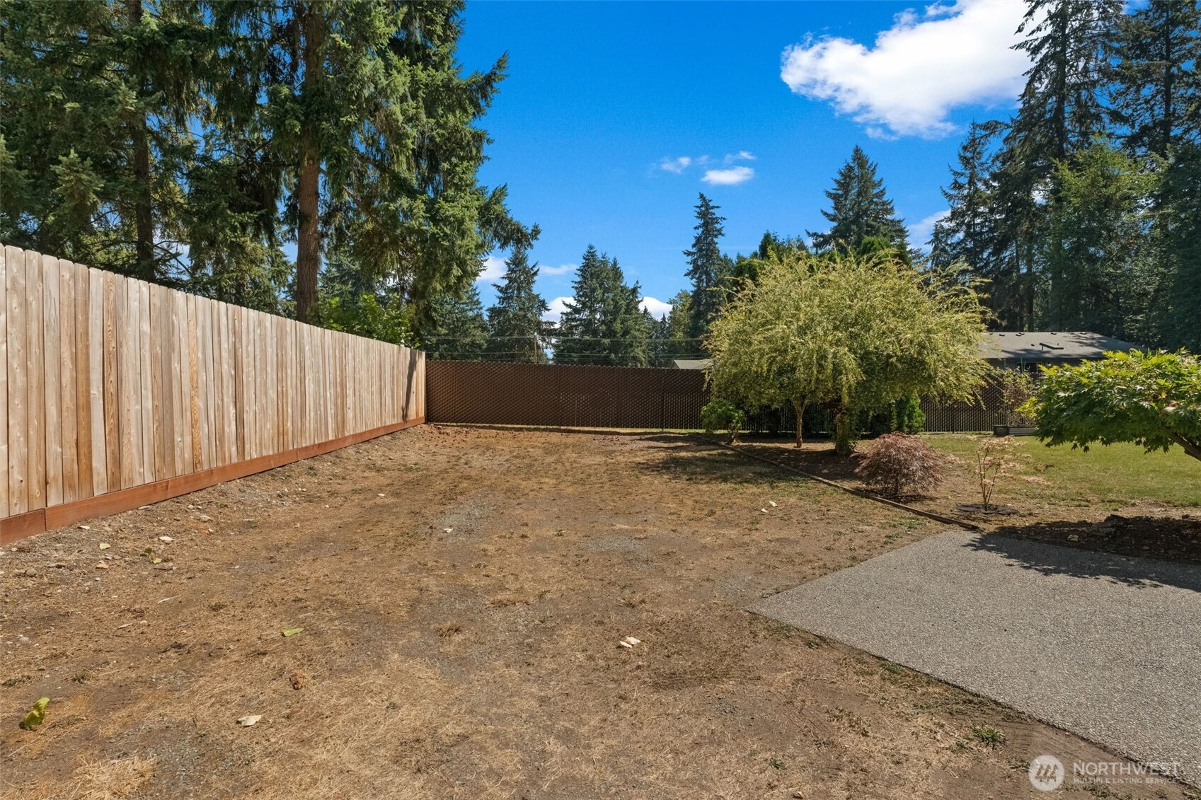 16015 10th Avenue E