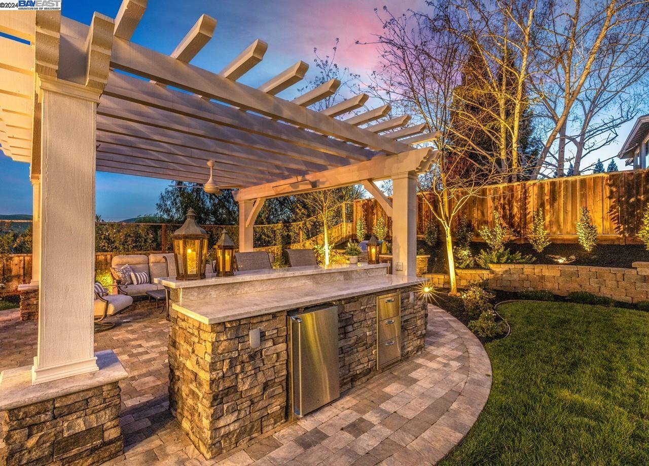 158 Alta Vista Way