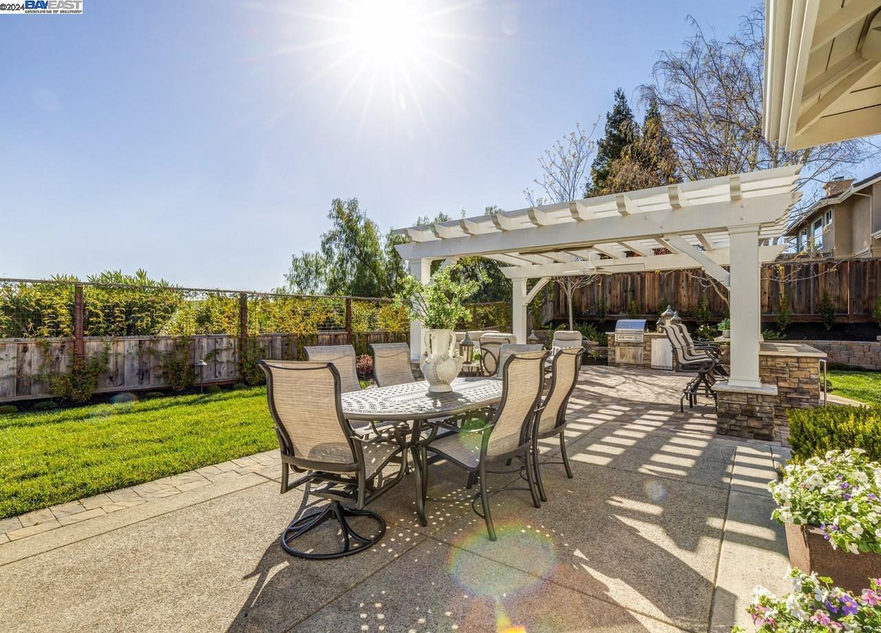 158 Alta Vista Way