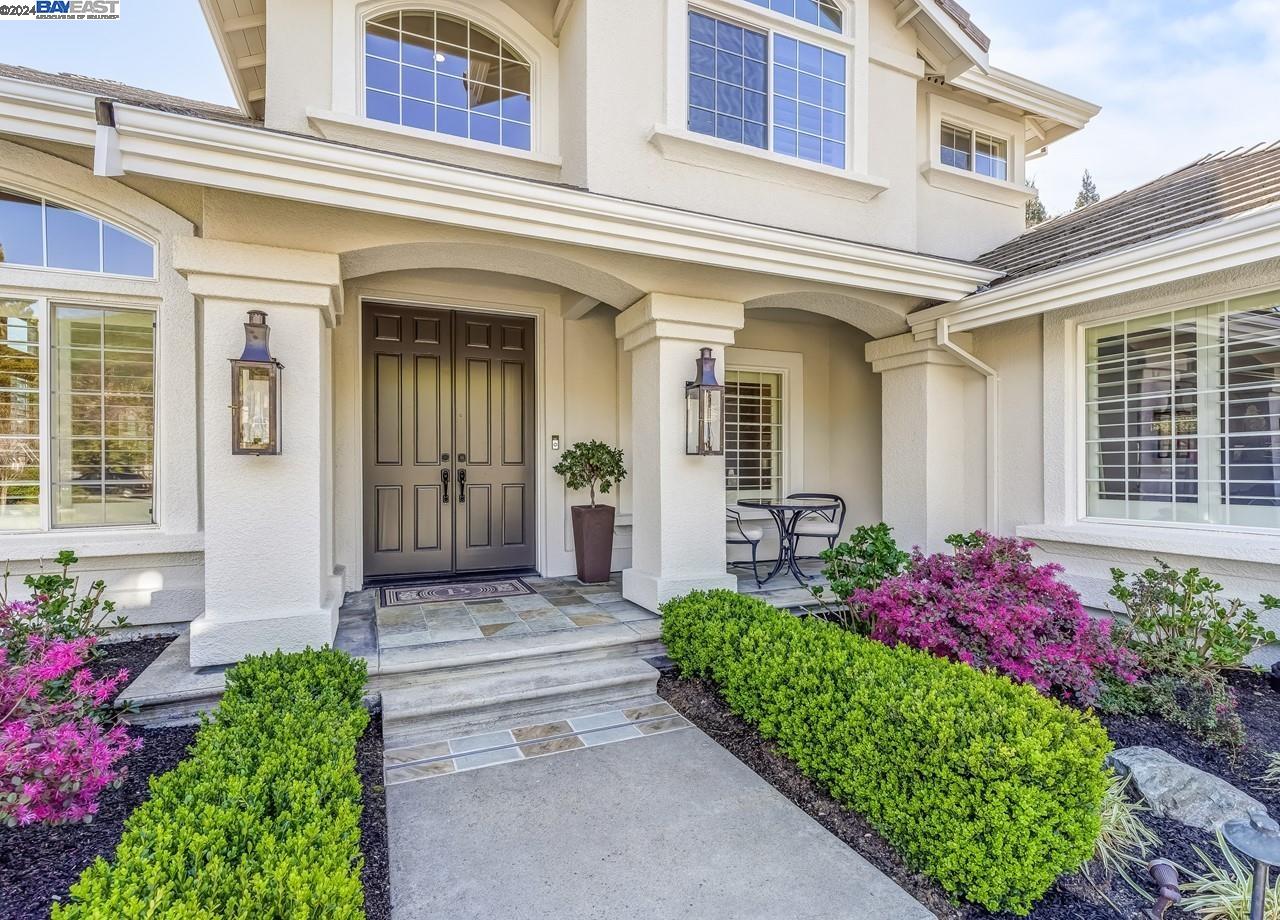 158 Alta Vista Way