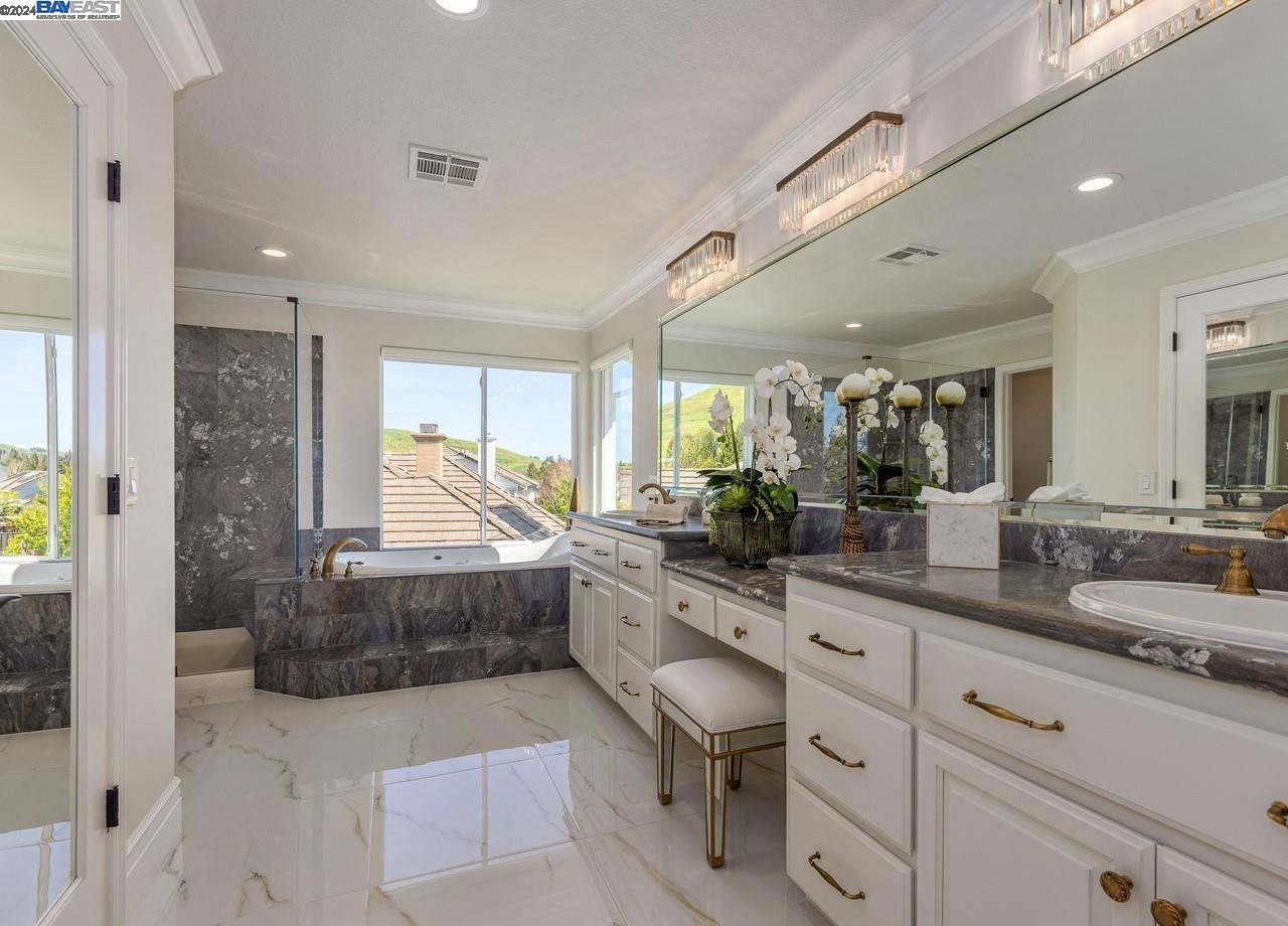 158 Alta Vista Way