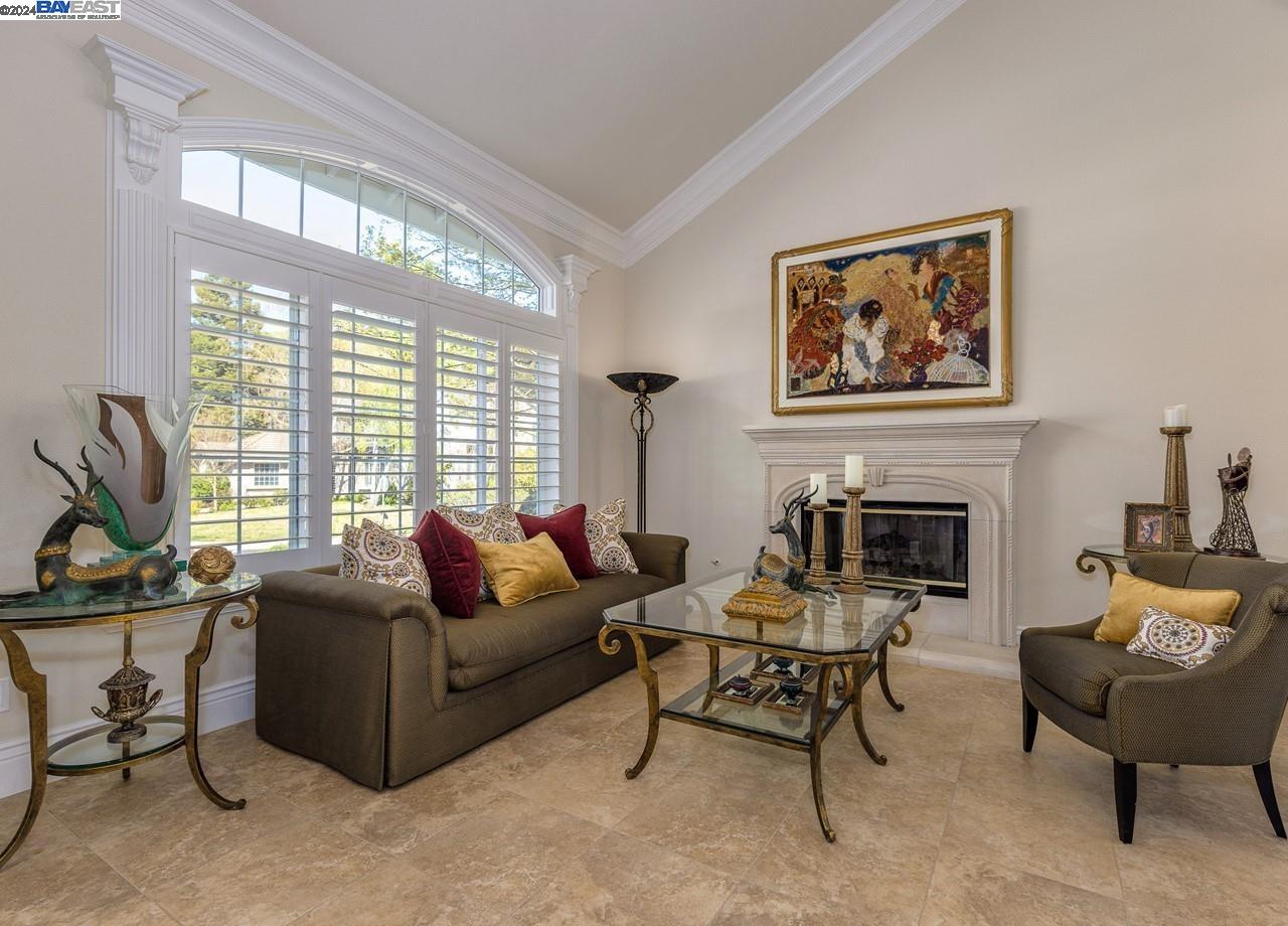 158 Alta Vista Way