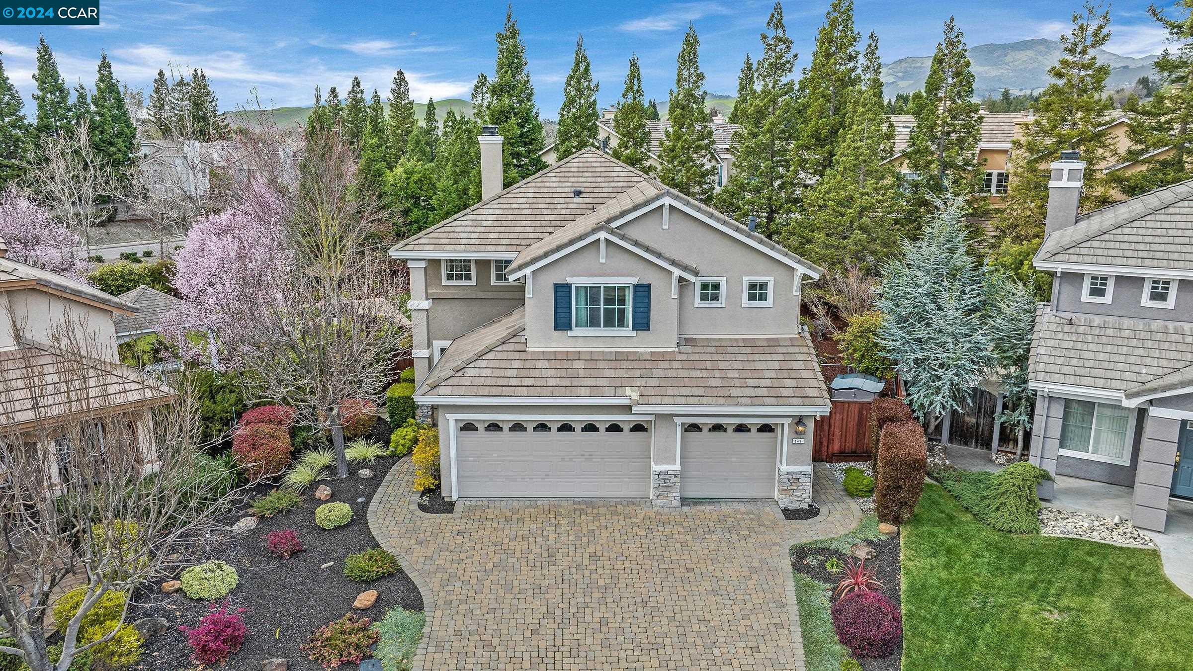 142 Blackstone Dr