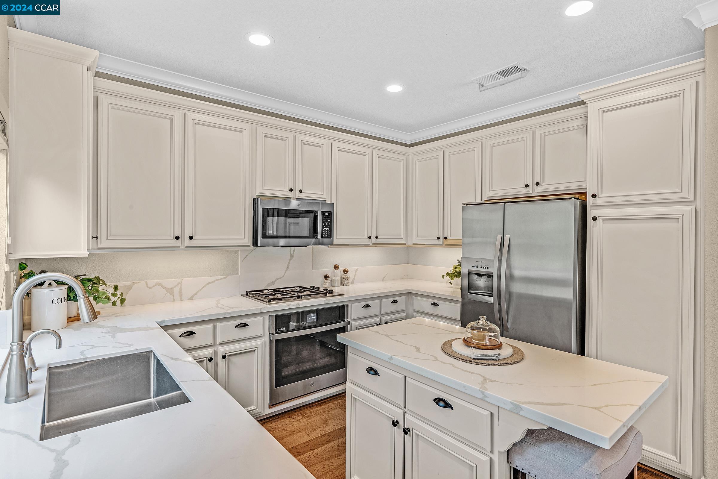 142 Blackstone Dr