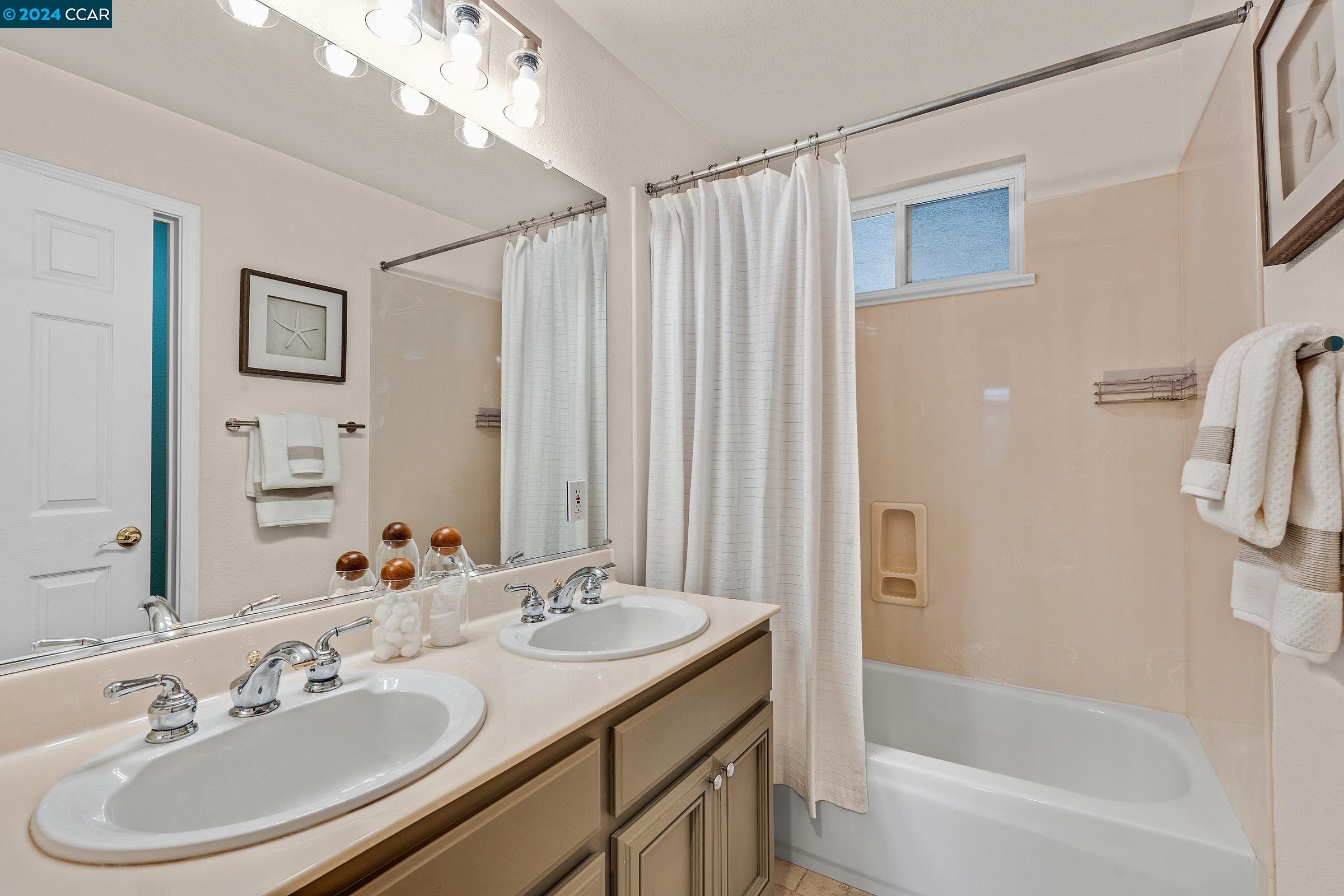 142 Blackstone Dr
