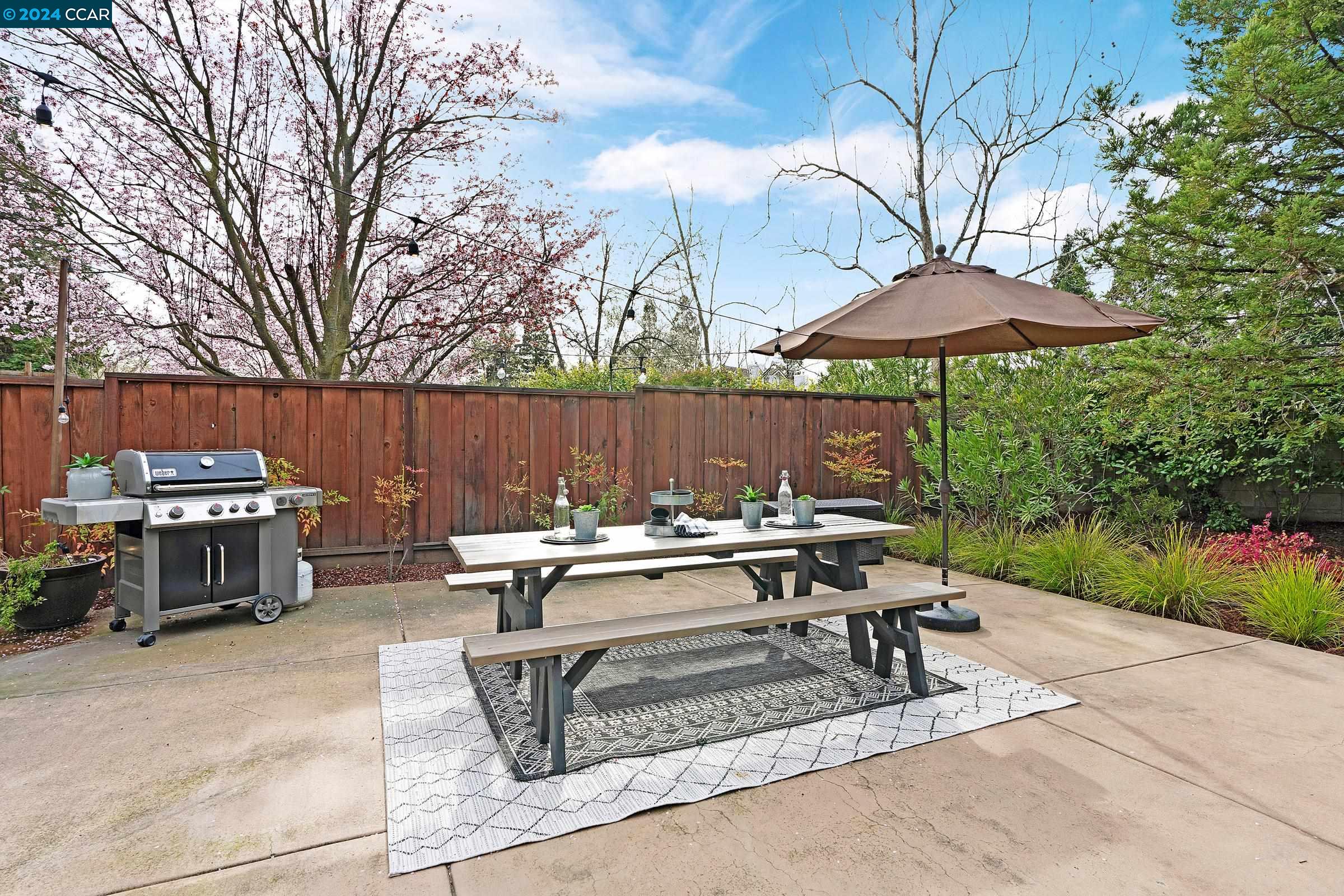142 Blackstone Dr