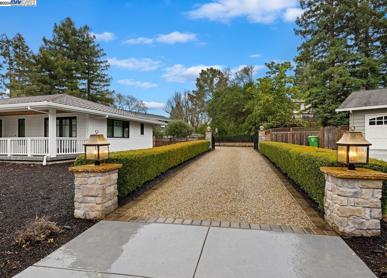 39 Cambra Ct