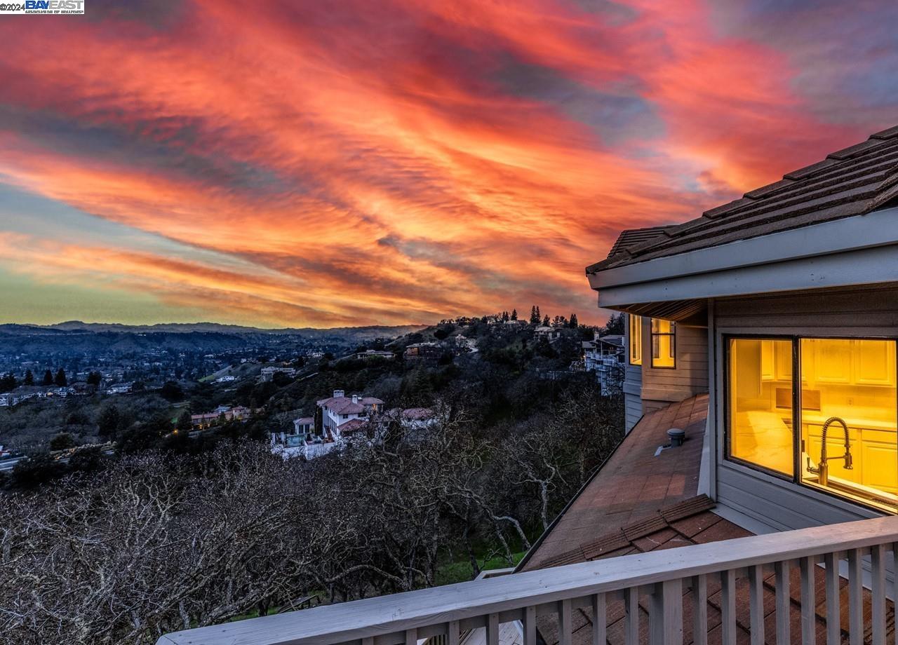 528 Oakshire Pl