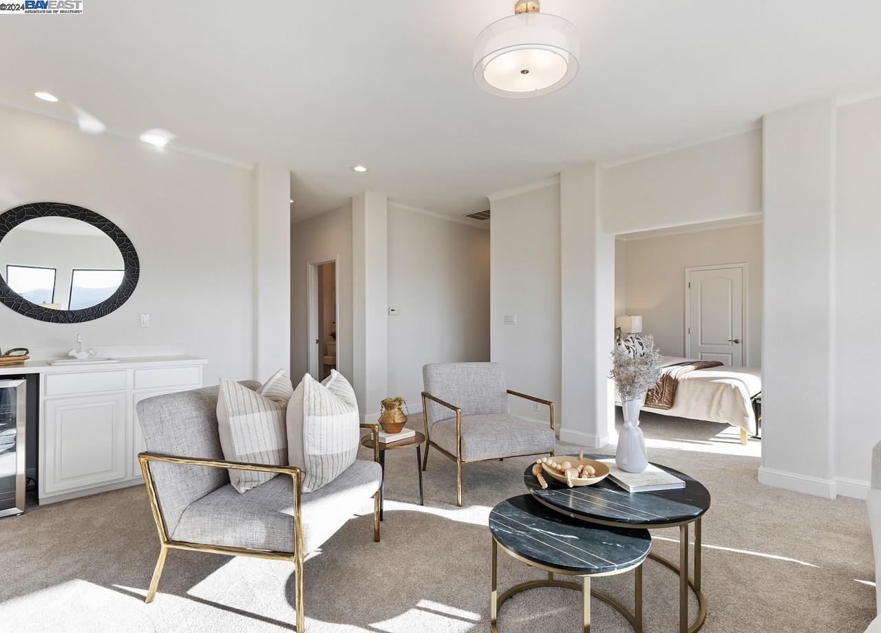 528 Oakshire Pl