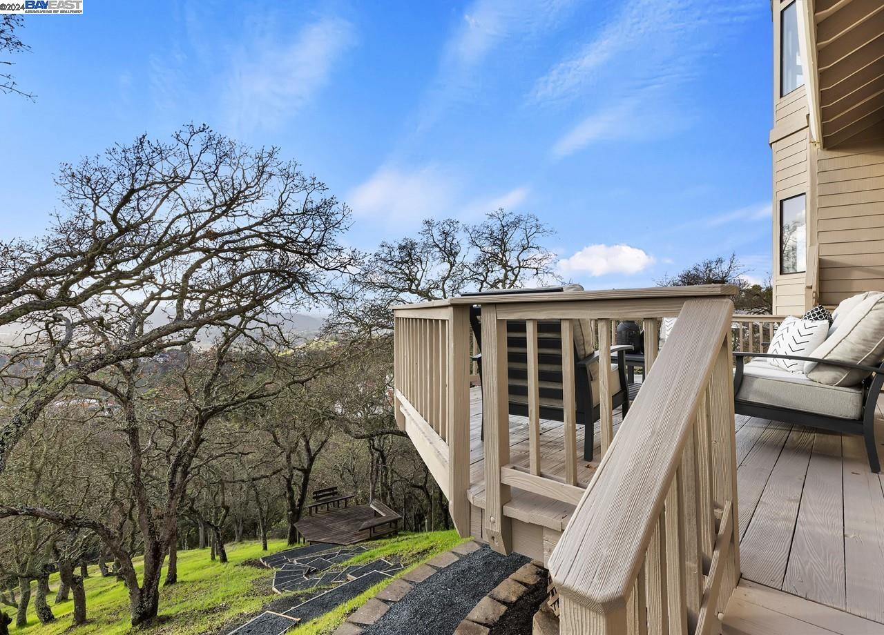 528 Oakshire Pl