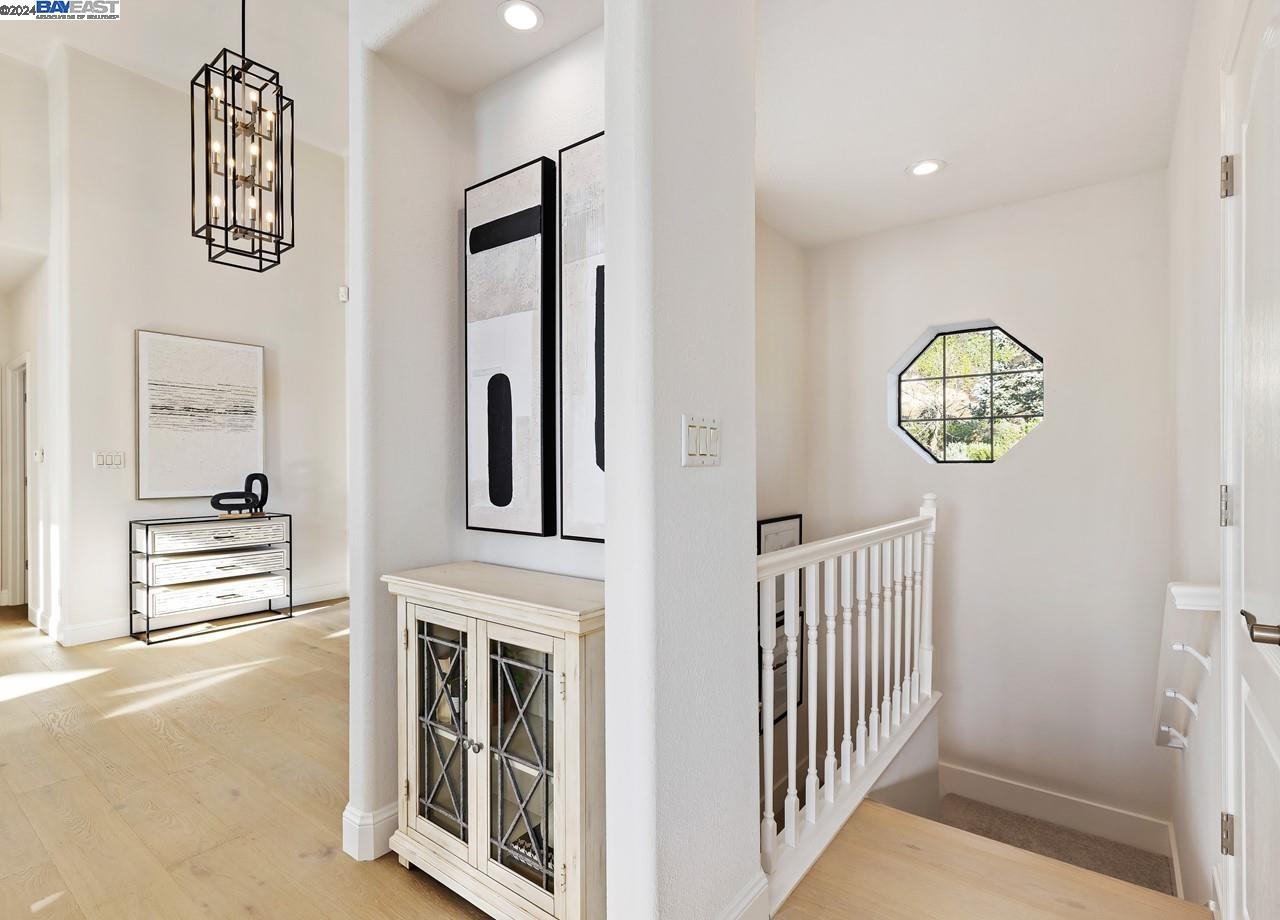 528 Oakshire Pl