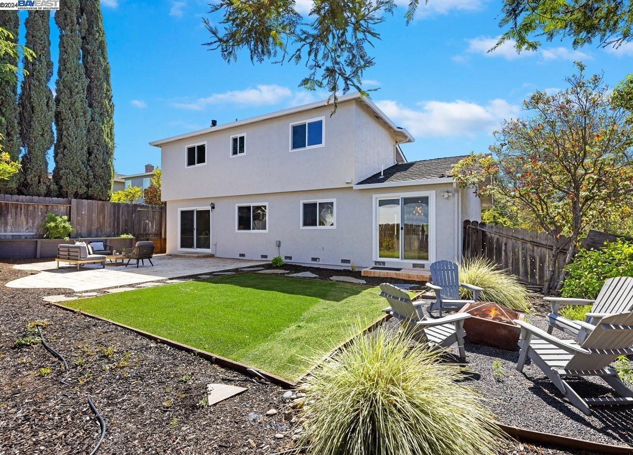 1132 Sunlight Cir