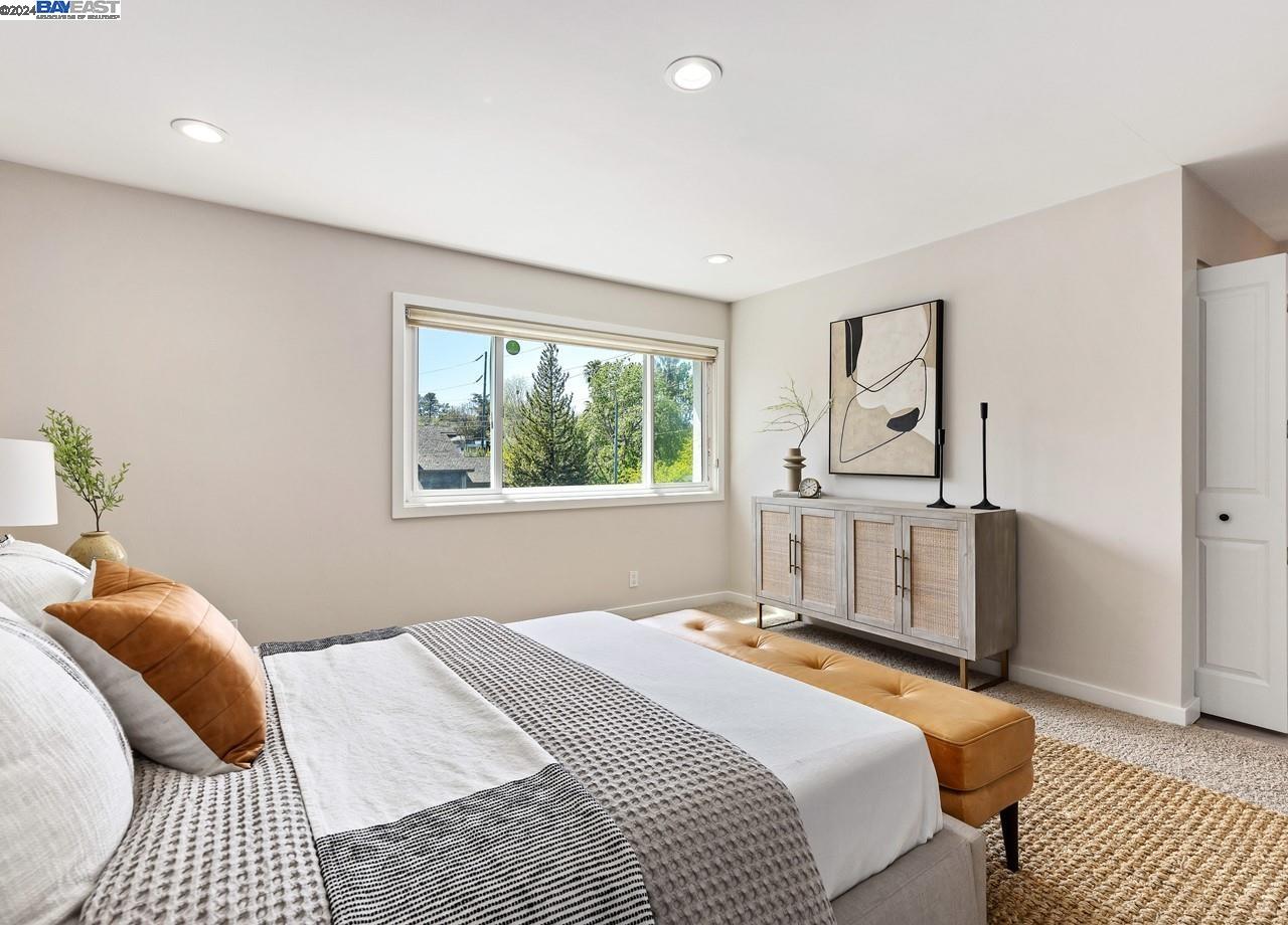 1132 Sunlight Cir