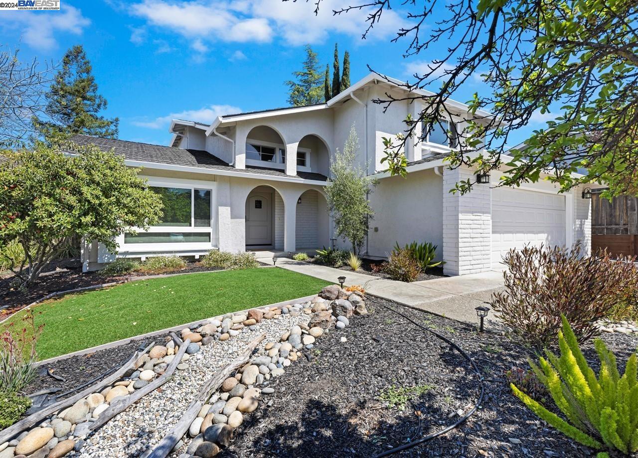 1132 Sunlight Cir