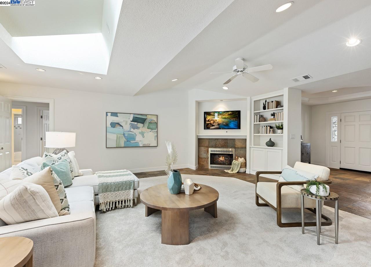 1305 Milton Ave