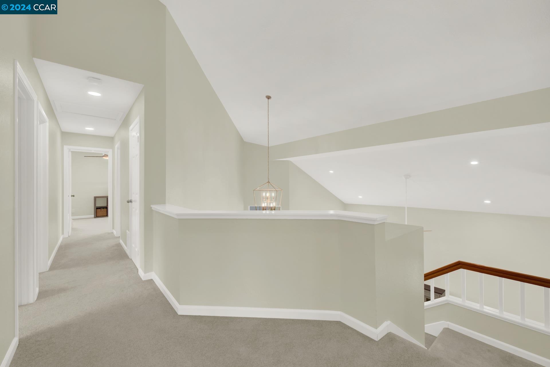 728 Primrose Ln