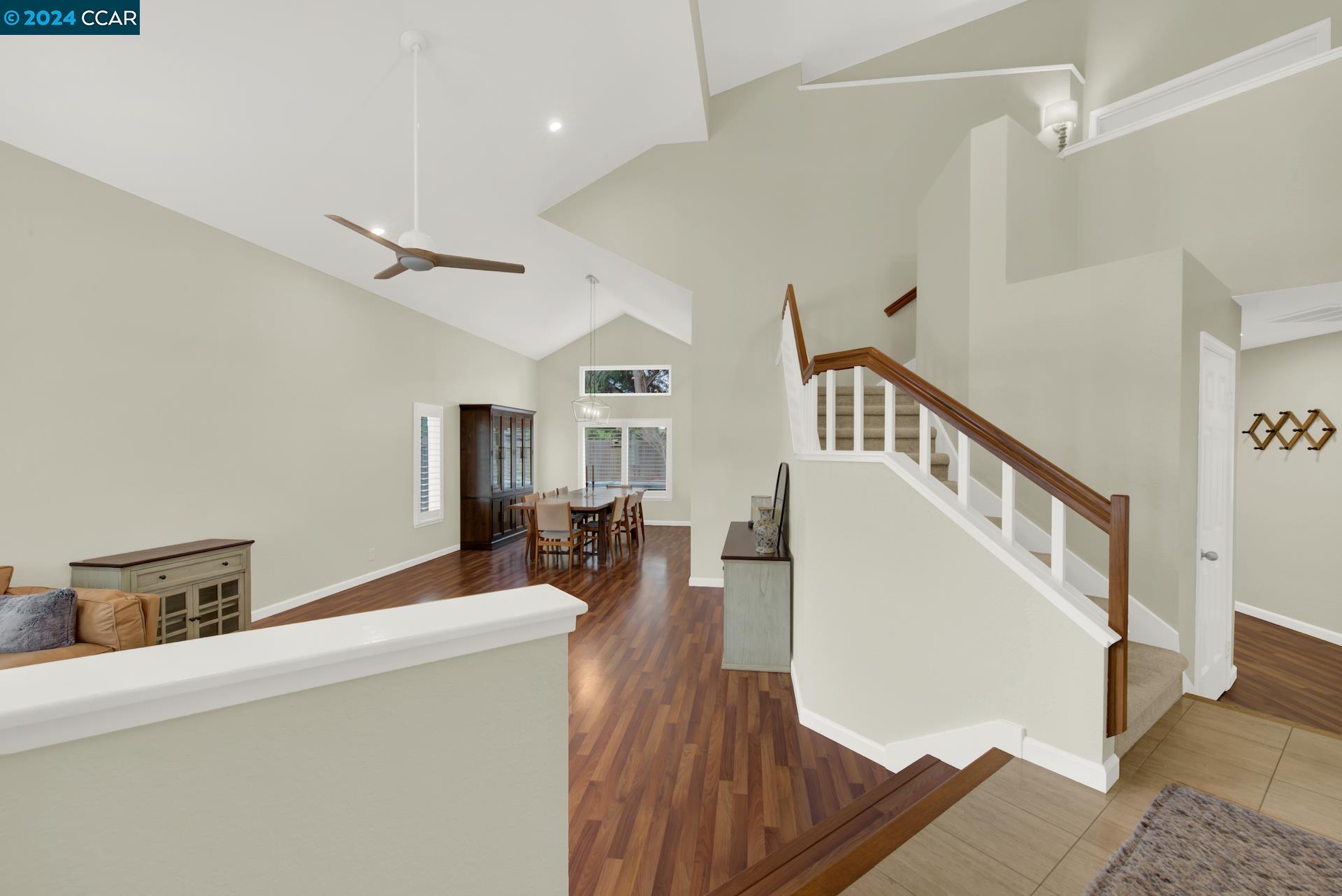 728 Primrose Ln