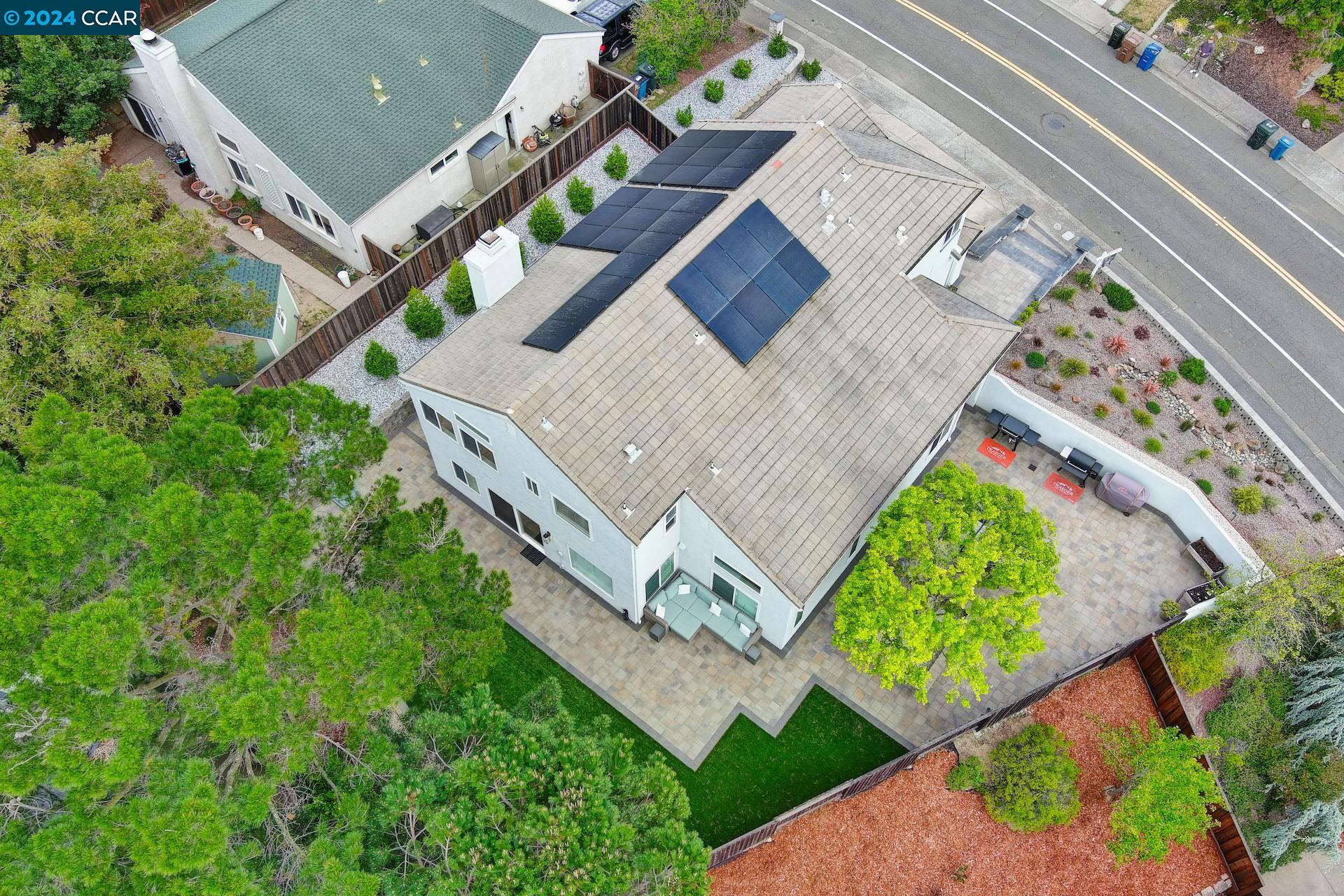 728 Primrose Ln
