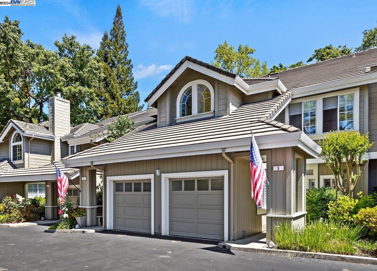 9 Danville Oak Pl