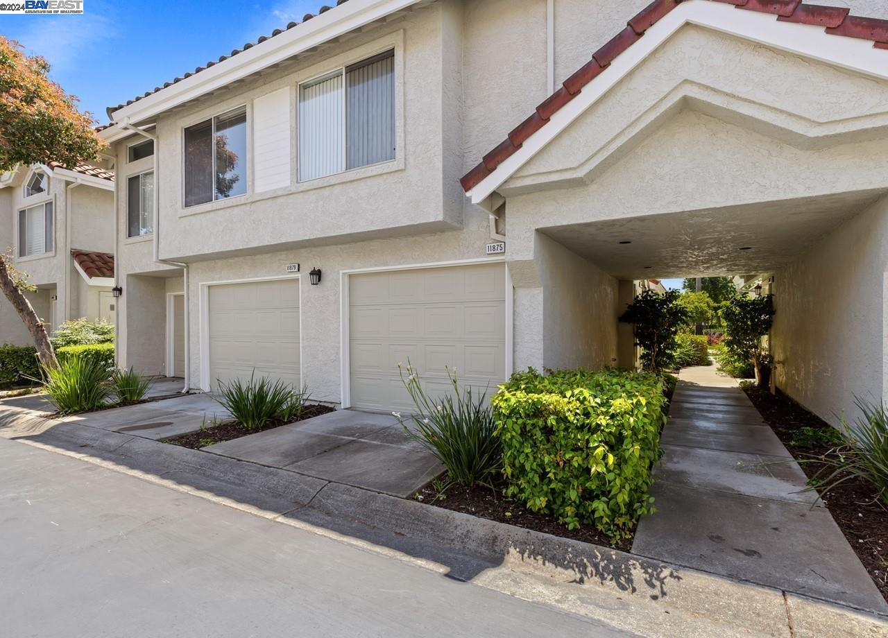 11879 Flanagan Ct