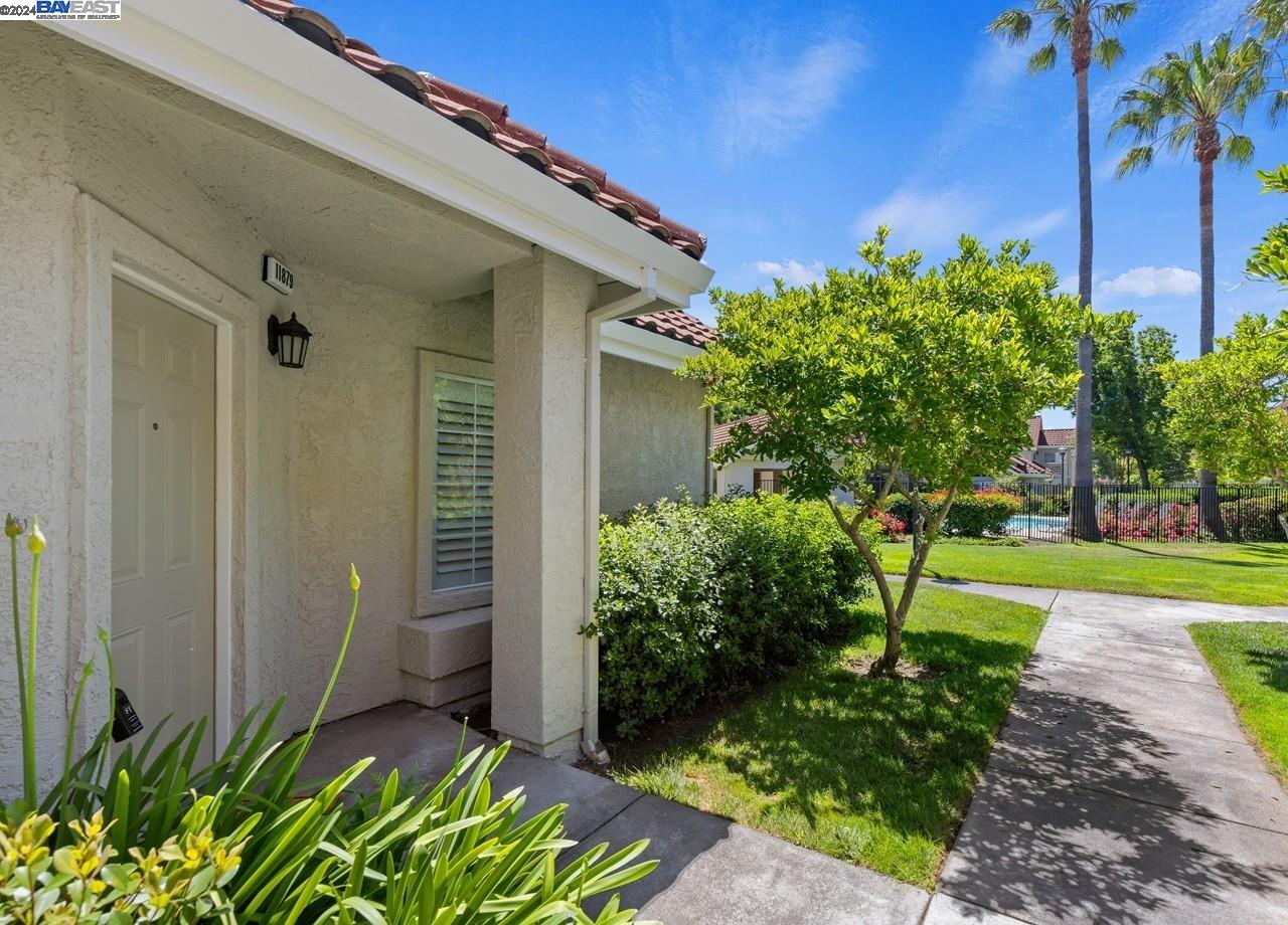 11879 Flanagan Ct