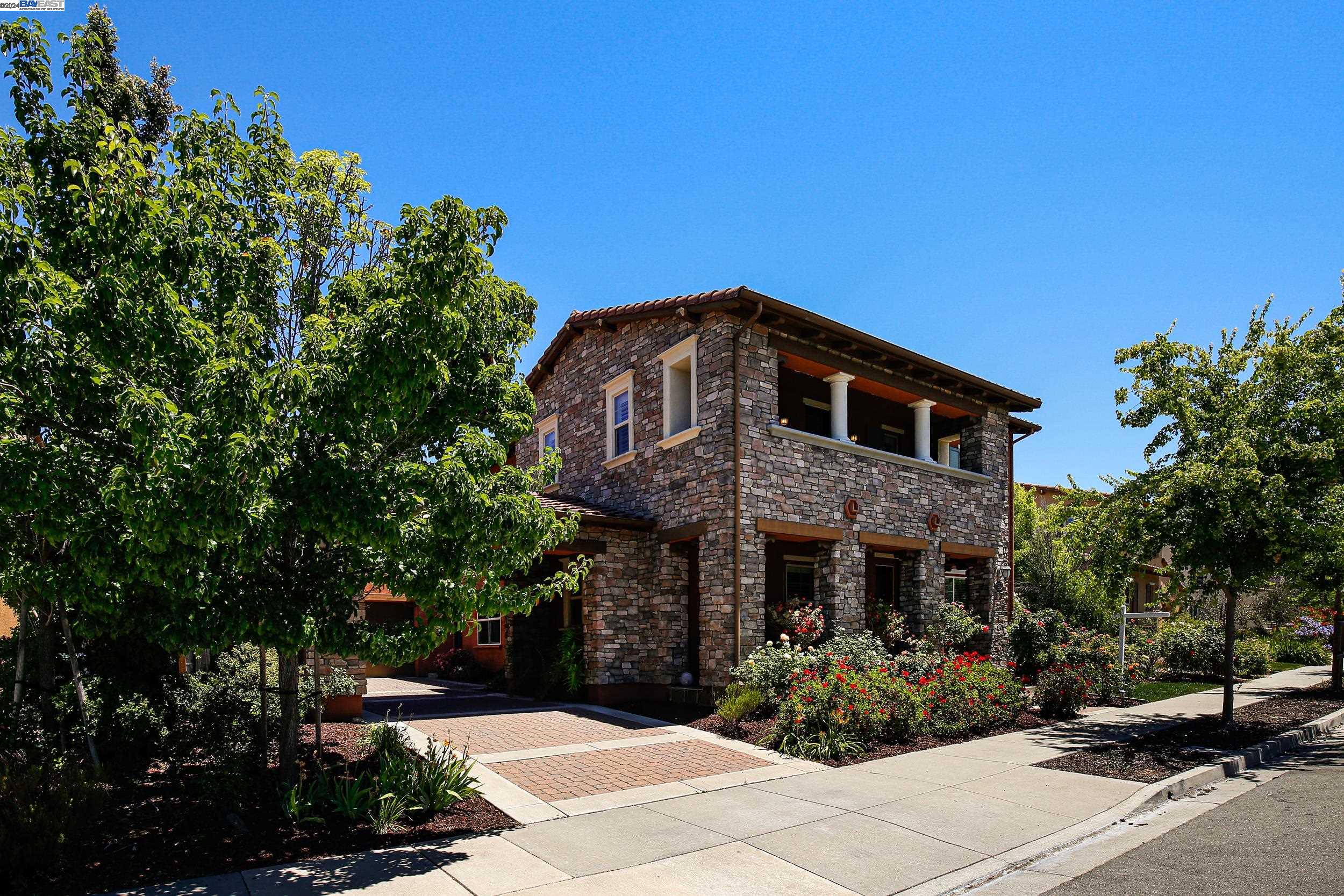 7535 Balmoral Way