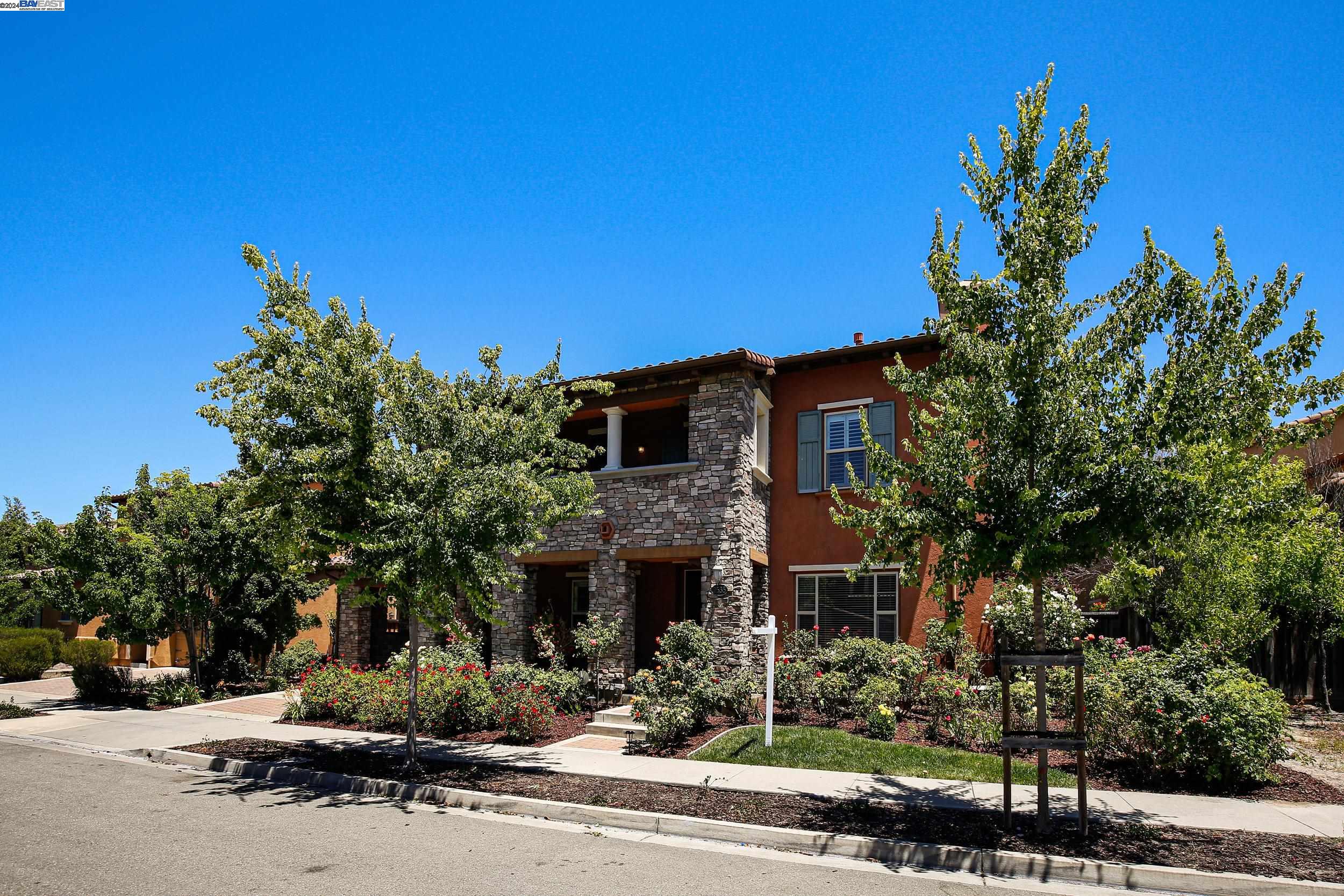 7535 Balmoral Way