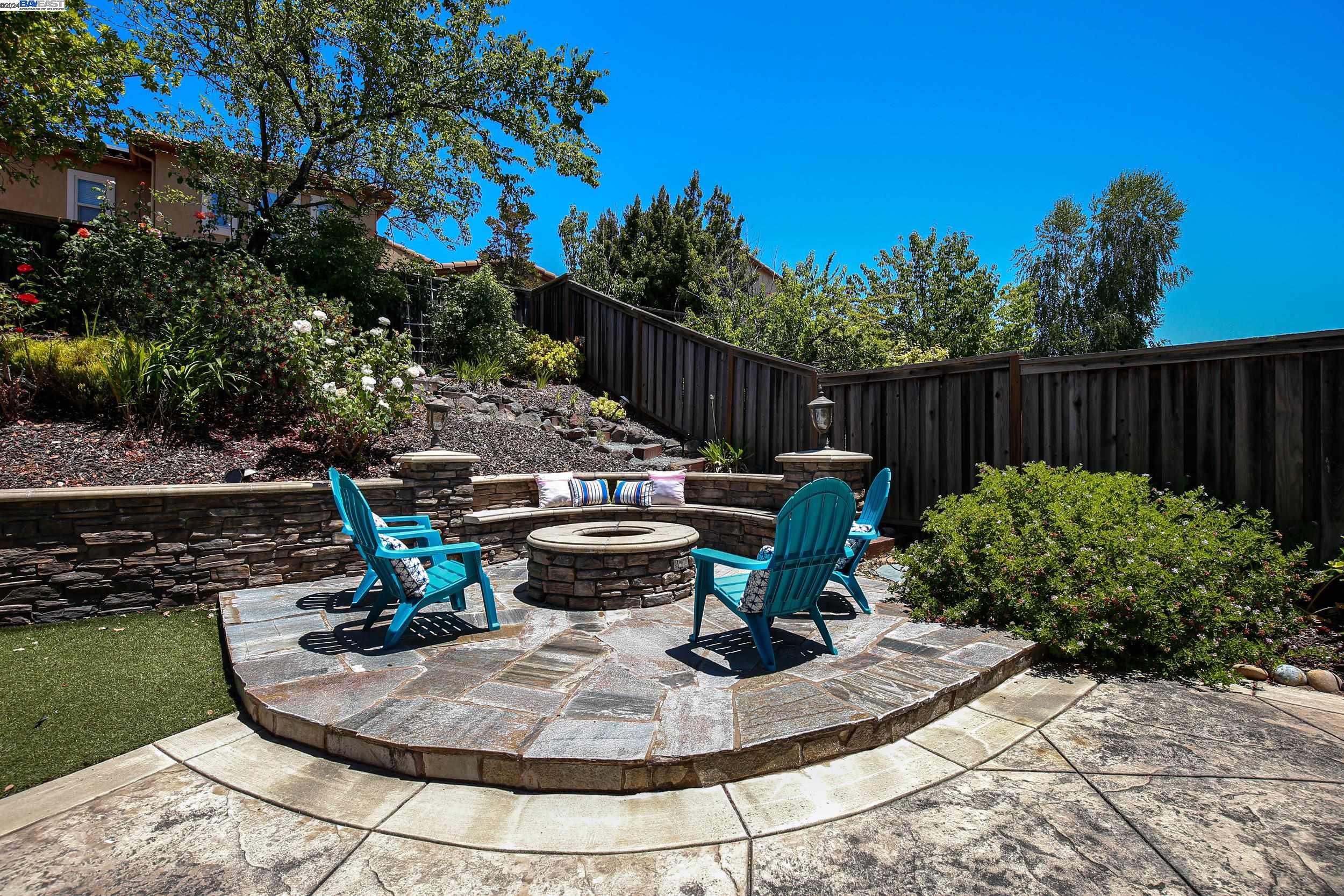7535 Balmoral Way