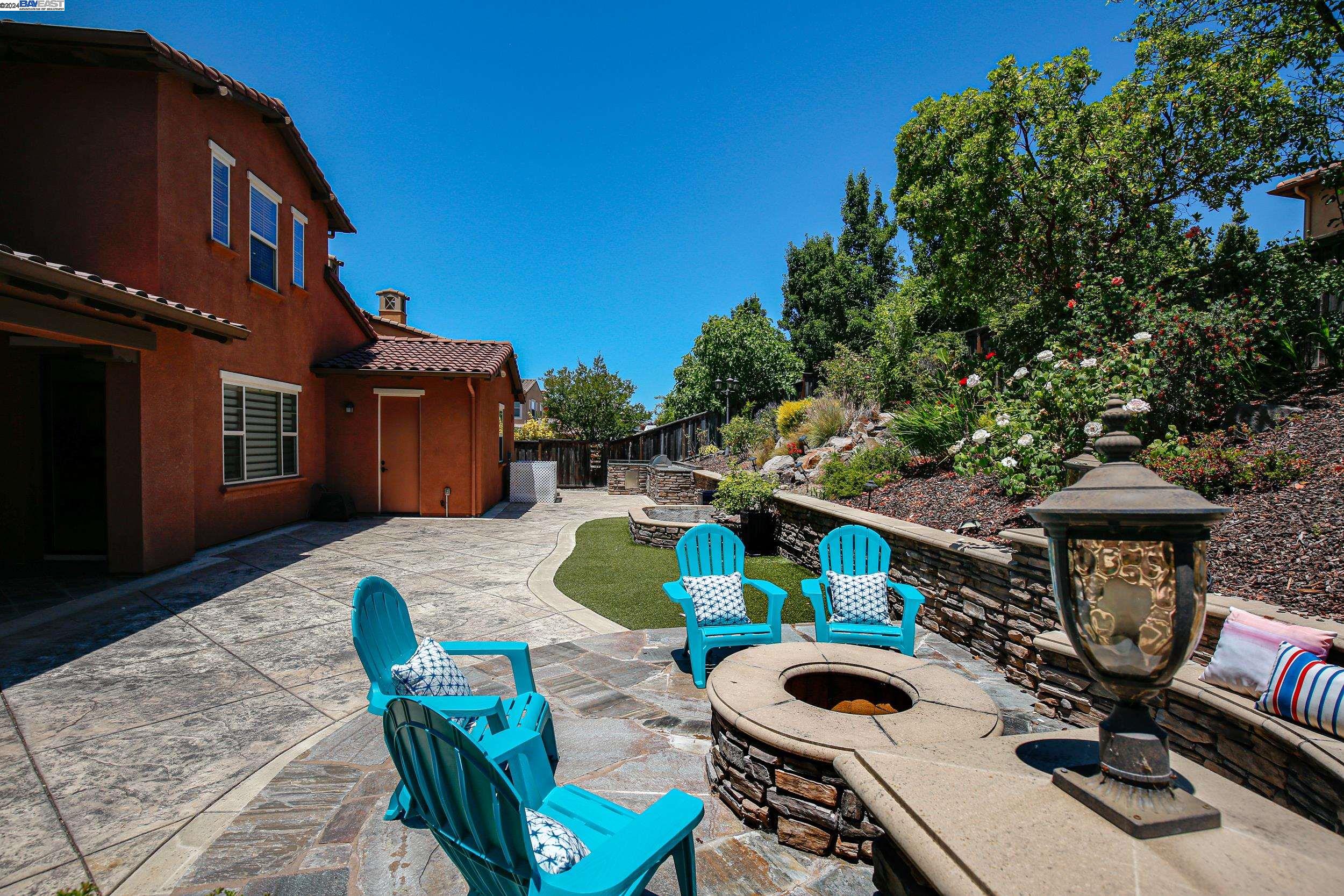 7535 Balmoral Way