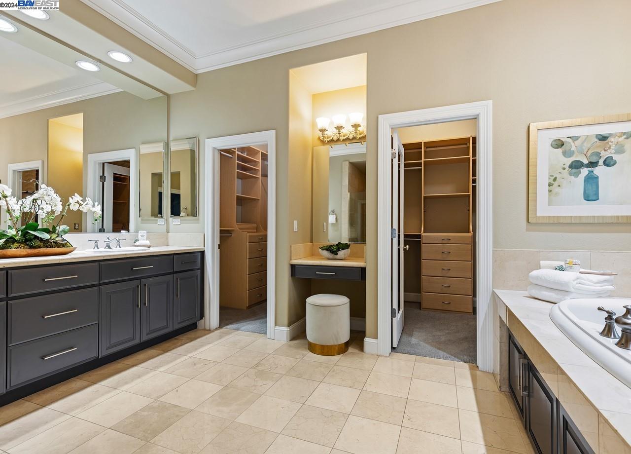 4075 Stone Valley Oaks Dr