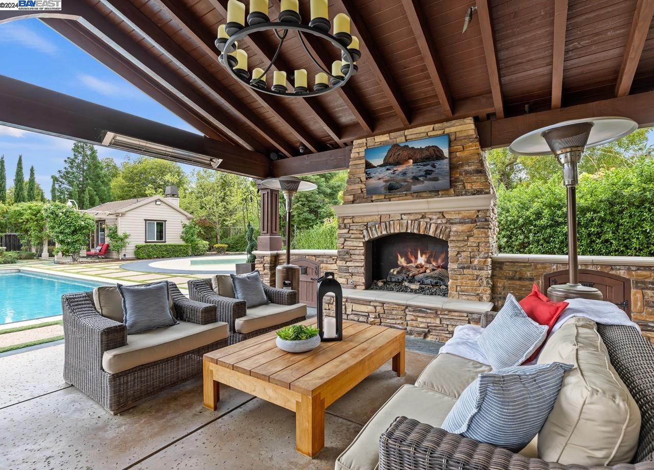 4075 Stone Valley Oaks Dr