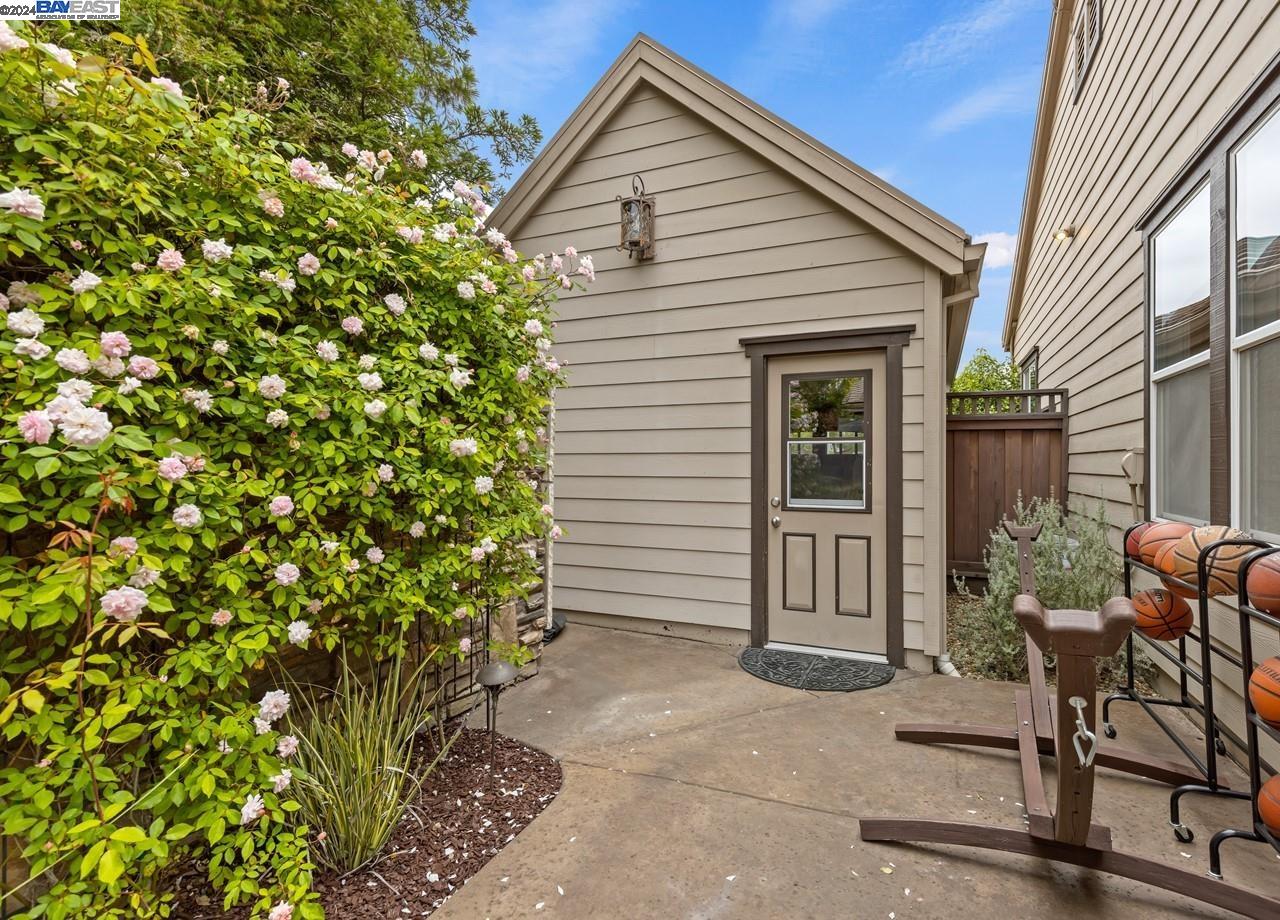 4075 Stone Valley Oaks Dr