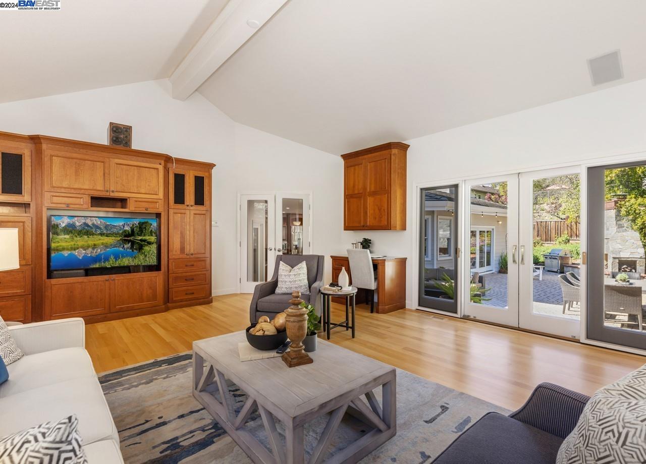 74 Alamo Glen Trl