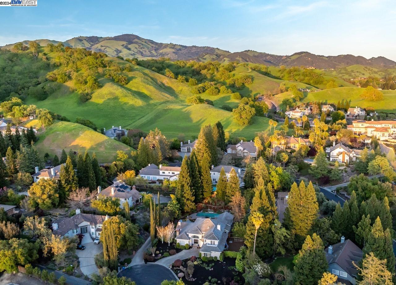 74 Alamo Glen Trl