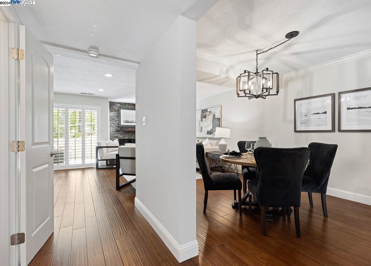405 Old Orchard Ct