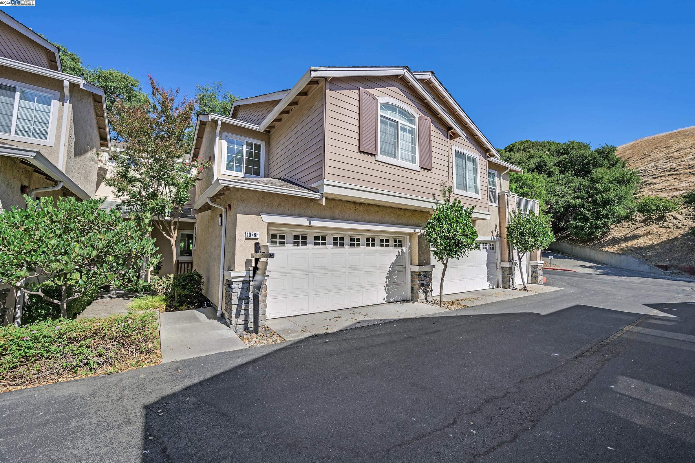 10786 Sornoway Ln