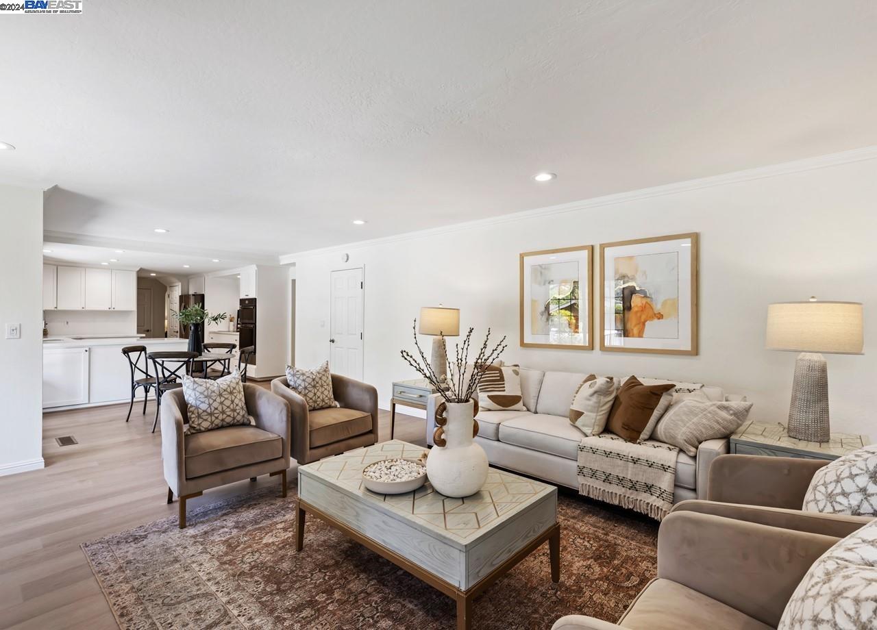 1148 Greenbrook Dr