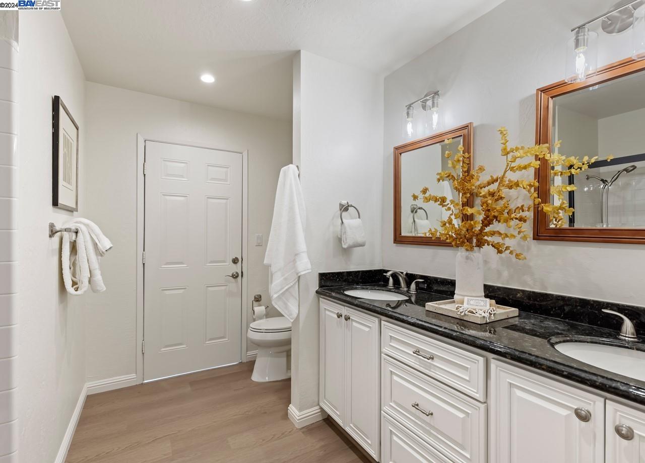 1148 Greenbrook Dr