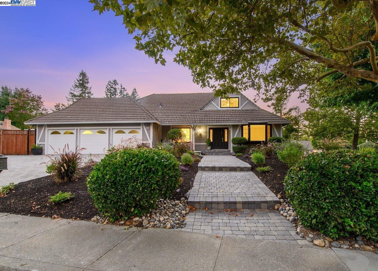 1148 Greenbrook Dr