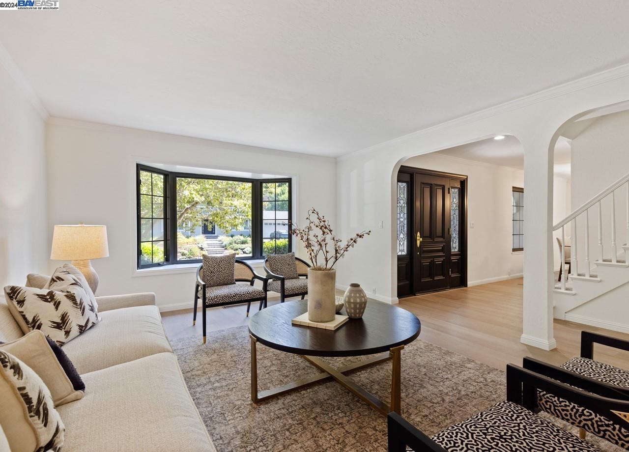 1148 Greenbrook Dr