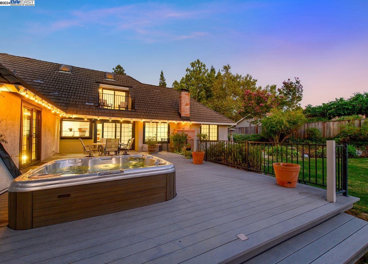 1148 Greenbrook Dr