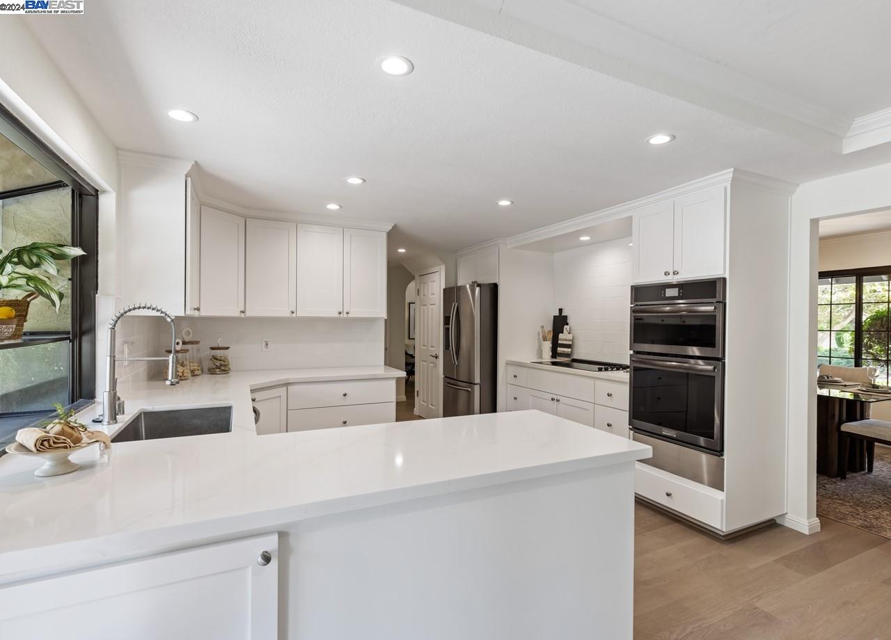 1148 Greenbrook Dr