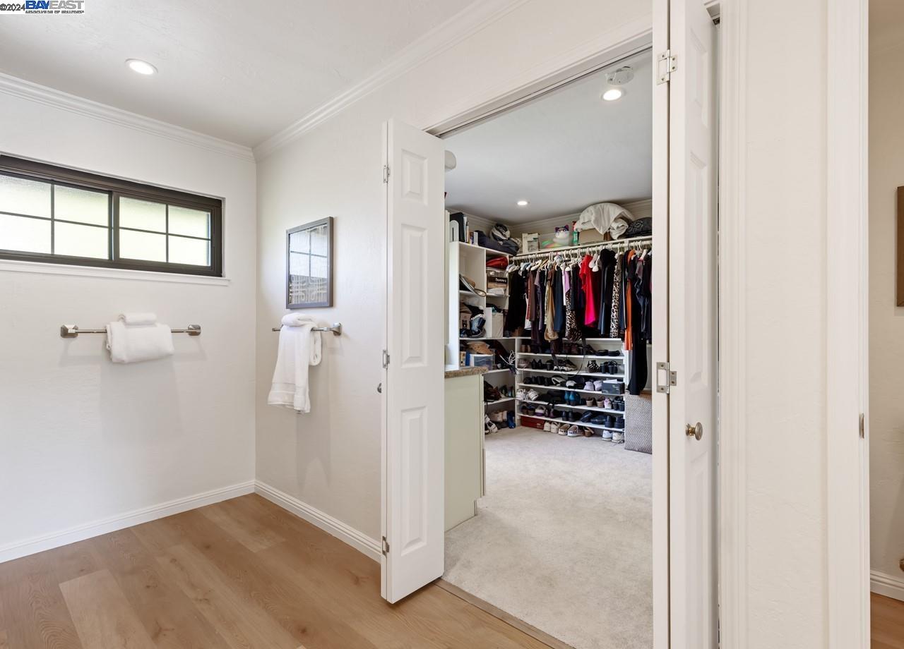 1148 Greenbrook Dr