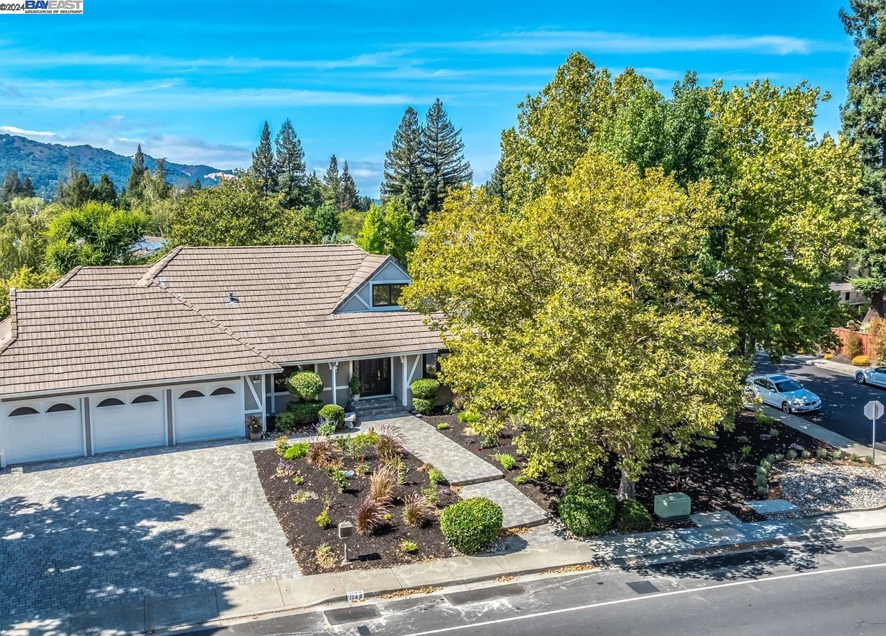 1148 Greenbrook Dr