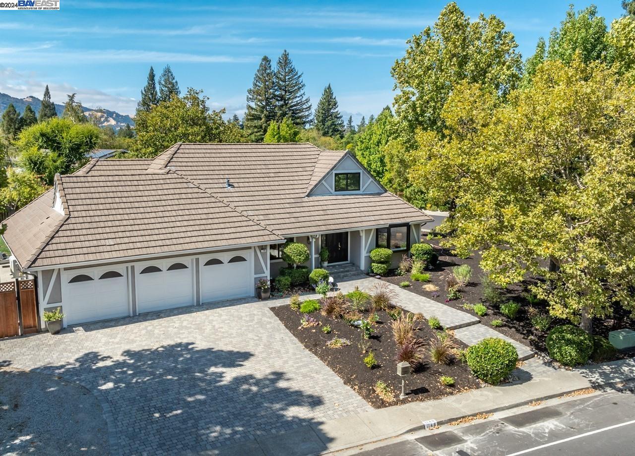 1148 Greenbrook Dr