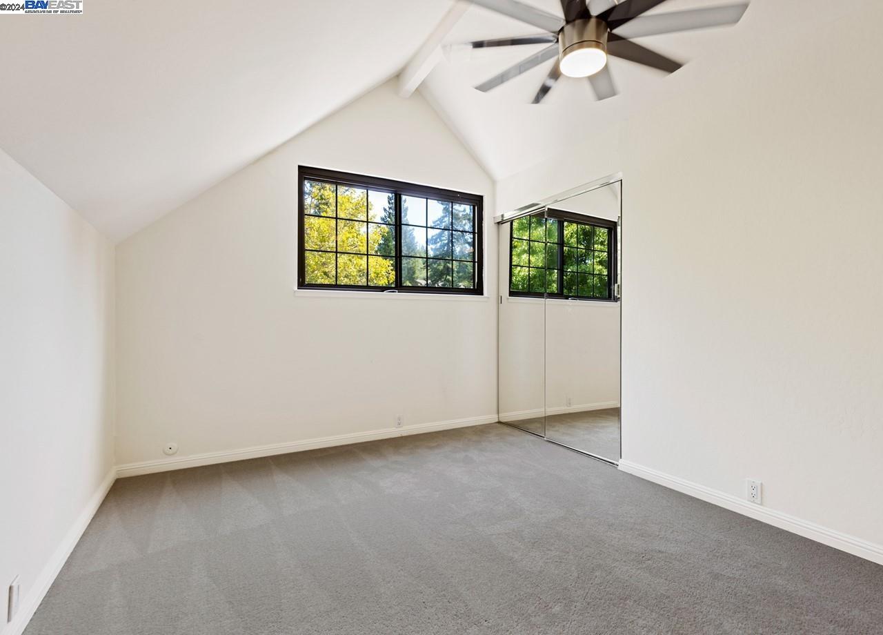 1148 Greenbrook Dr