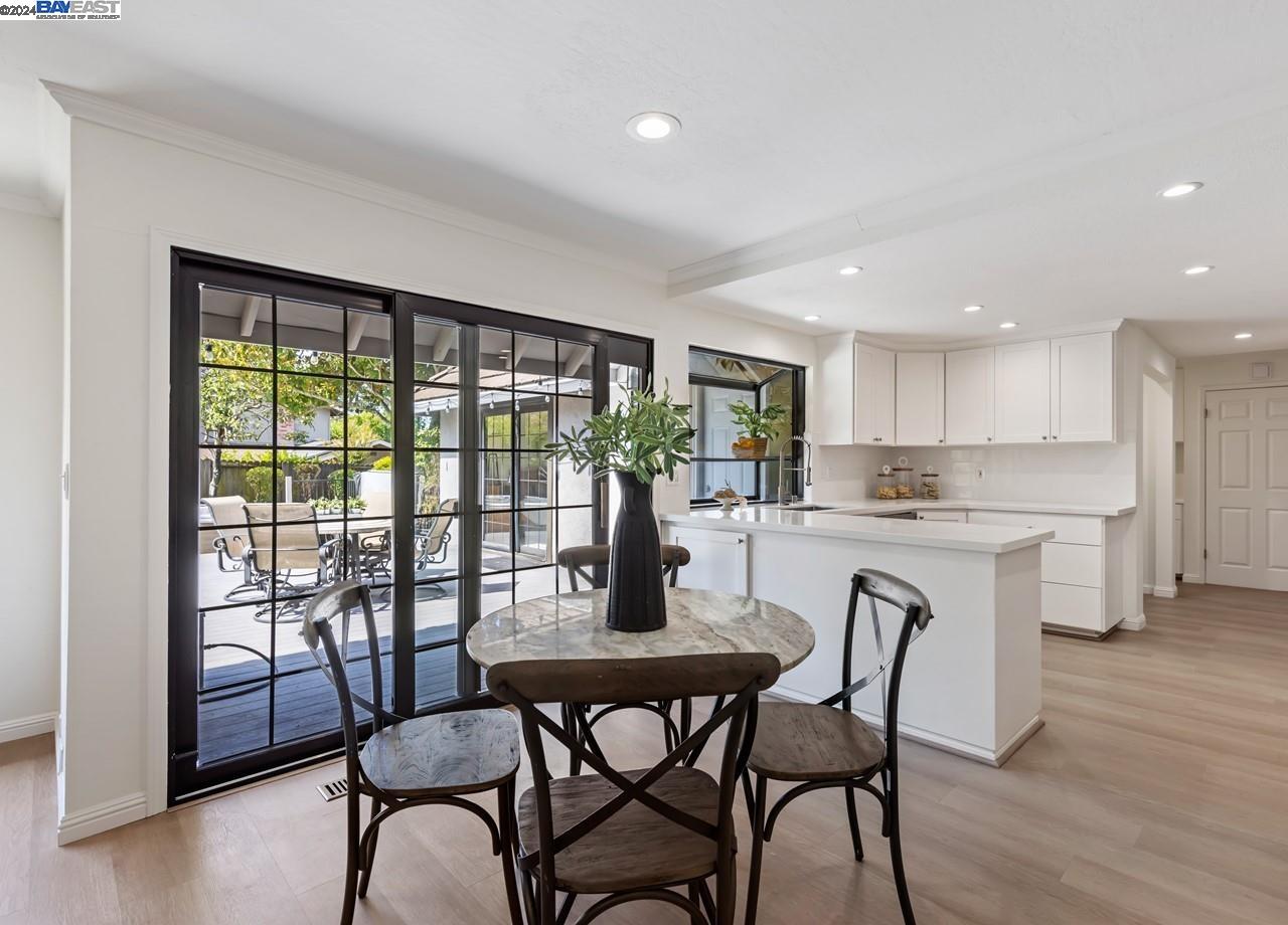 1148 Greenbrook Dr