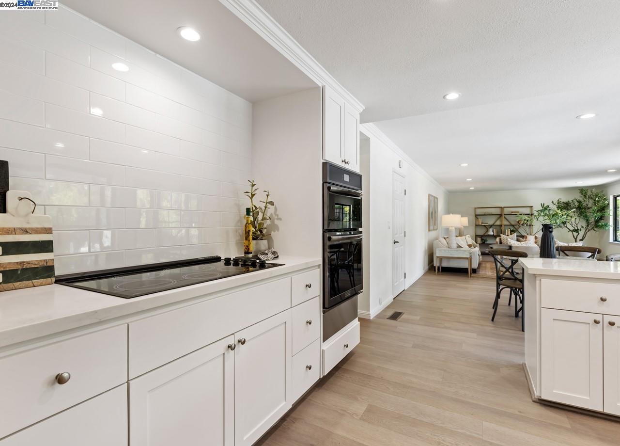 1148 Greenbrook Dr